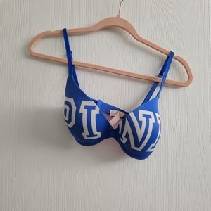 Victoria's Secret pink bra blue 32 D